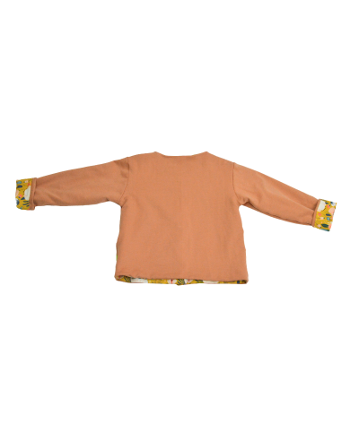 Gilet fleuri et pêche